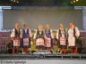 popular-babushka-singers.jpg - 